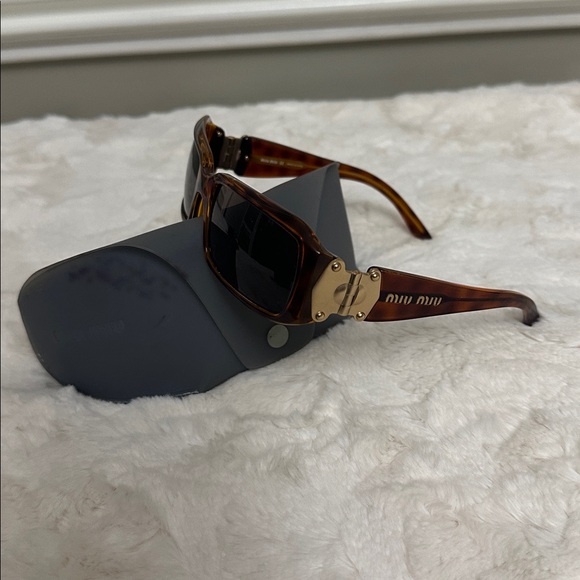 Miu Miu glam wrap sunglasses SMU036 2AU-3N1 125 3N main image 6